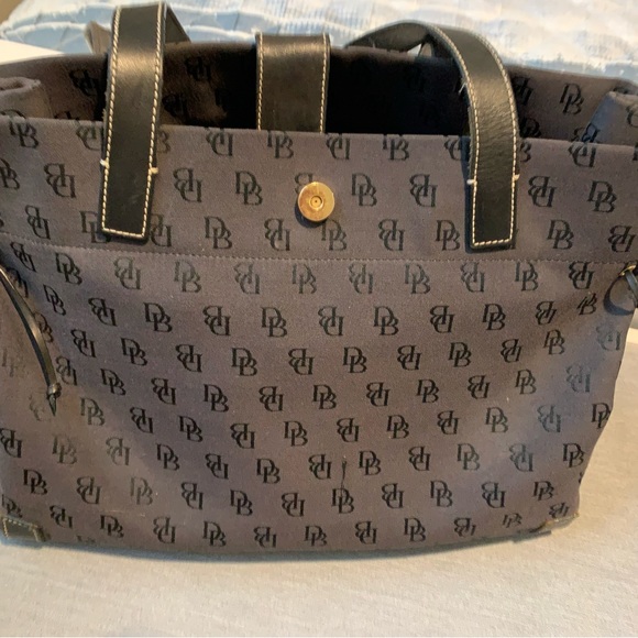 DOONEY & BOURKE Black Signature Large Canvas Authentic Tote.  AUTHENTIC VINTAGE - Picture 8 of 14